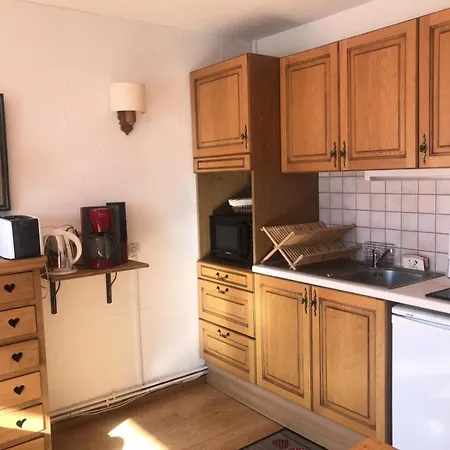 Apartamento Les Charmettes - Agreable Pour 2 Personnes, Idealement Situe, Pres Des Pistes Et Du Centre Commercial Mae-4304