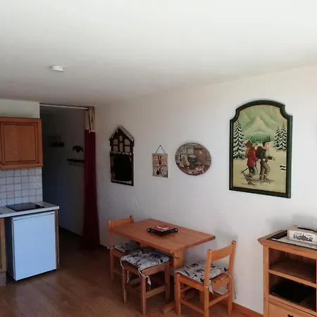 Les Charmettes - Agreable Pour 2 Personnes, Idealement Situe, Pres Des Pistes Et Du Centre Commercial Mae-4304 *